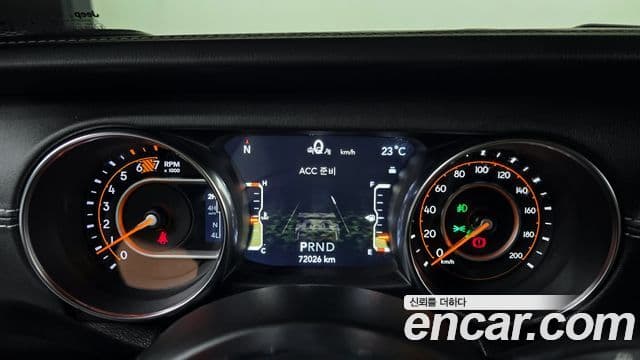 Jeep Wrangler (JL) 2.0 Overland 4도어, 2019 8