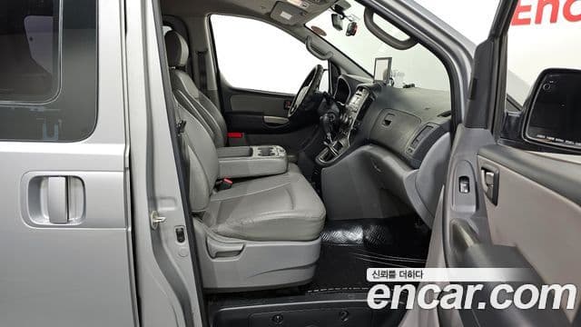 Hyundai Grand Starex кемпер, 2016 11