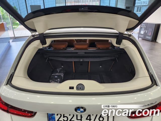 BMW 3시리즈 (G20) 320d Туринг (Touring), 2025 11