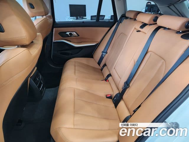 BMW 3시리즈 (G20) 320d Туринг (Touring), 2025 13