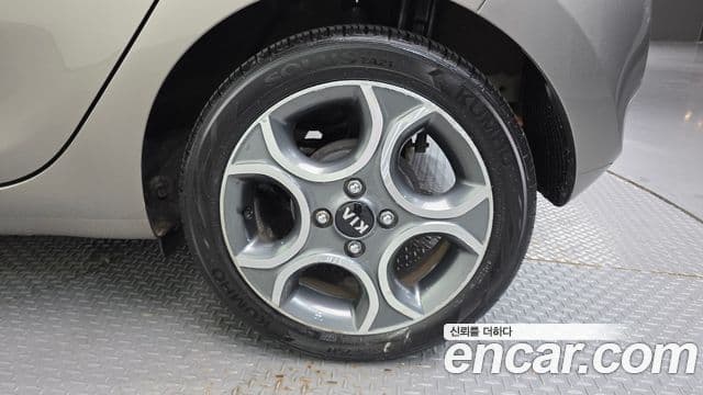 Kia All New Morning Luxury, 2015 все фото