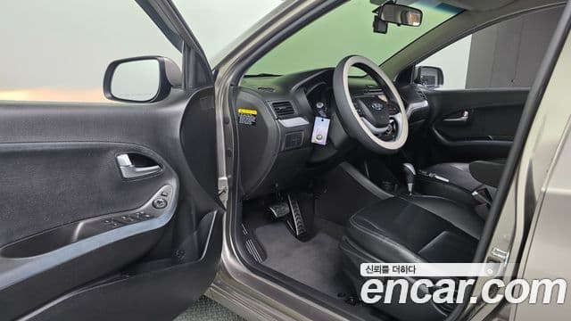 Kia All New Morning Luxury, 2015 11