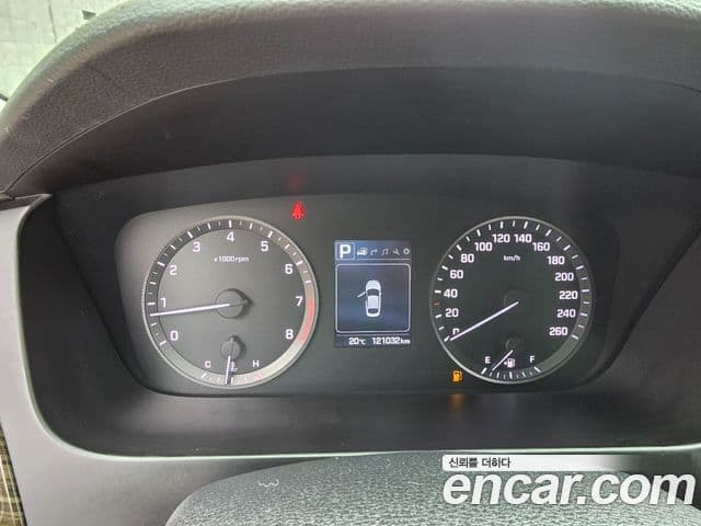 Hyundai LF Sonata 2.0 Smart, 2016 12