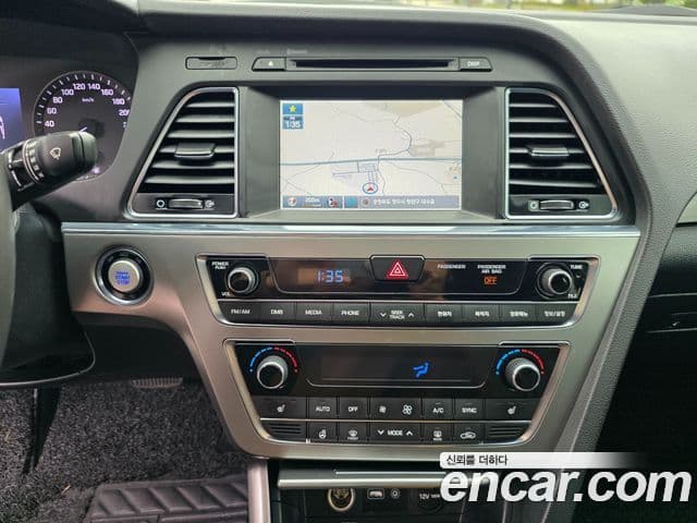 Hyundai LF Sonata 2.0 Smart, 2016 14