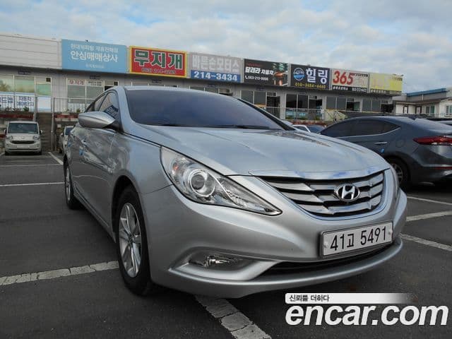 Hyundai YF Sonata Y20 Grand, 2011 1