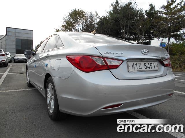 Hyundai YF Sonata Y20 Grand, 2011 3