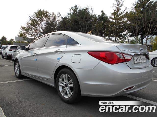 Hyundai YF Sonata Y20 Grand, 2011 4