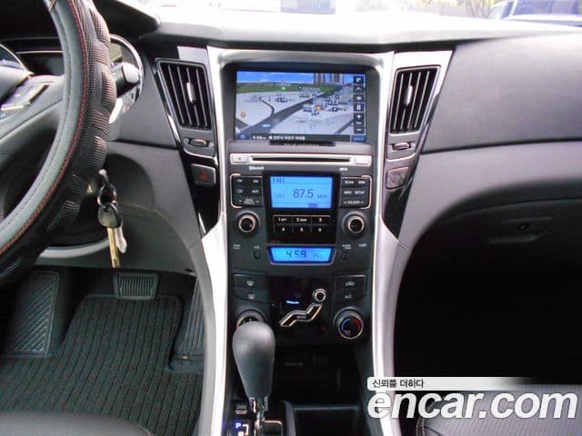 Hyundai YF Sonata Y20 Grand, 2011 6