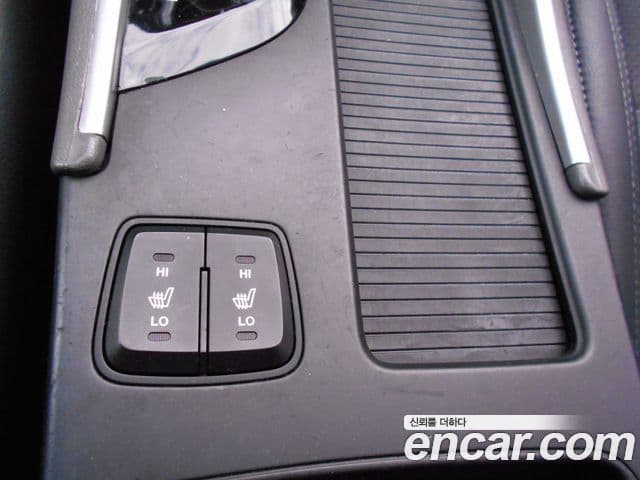 Hyundai YF Sonata Y20 Grand, 2011 11