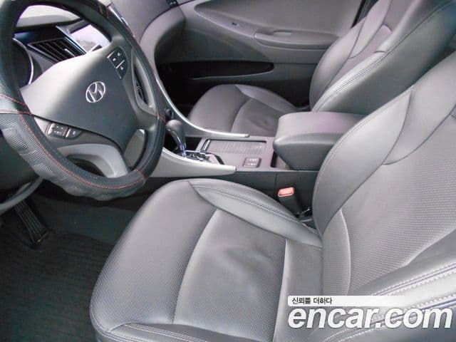 Hyundai YF Sonata Y20 Grand, 2011 13