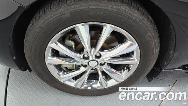 Kia The / новый New Carnival бензин 9인승 High Limousine(компания по спецнадстройкам), 2019 все фото