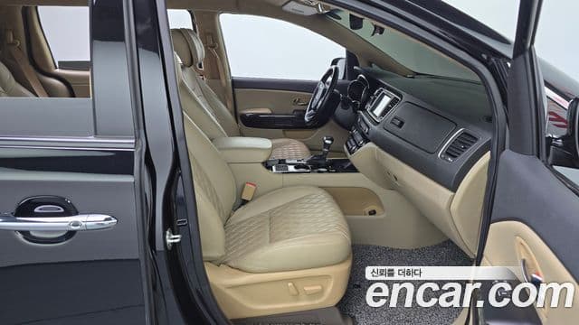 Kia The / новый New Carnival бензин 9인승 High Limousine(компания по спецнадстройкам), 2019 11