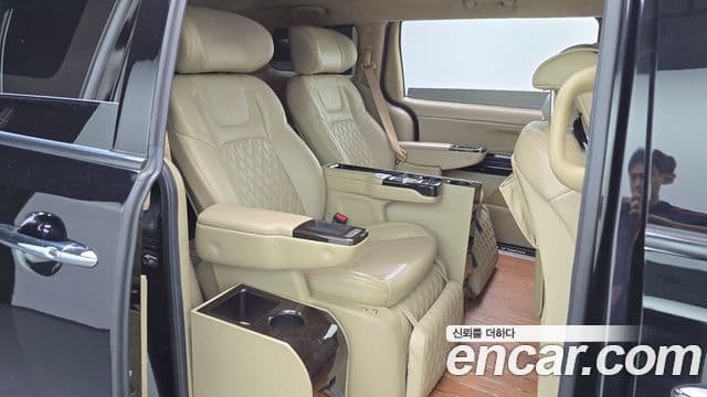 Kia The / новый New Carnival бензин 9인승 High Limousine(компания по спецнадстройкам), 2019 12