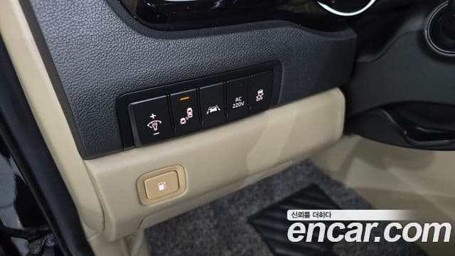 Kia The / новый New Carnival бензин 9인승 High Limousine(компания по спецнадстройкам), 2019 14