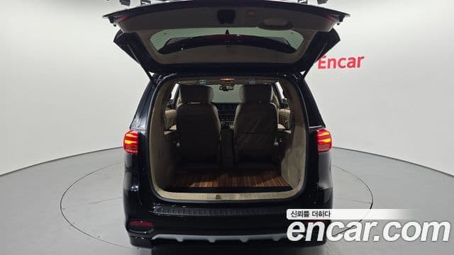 Kia The / новый New Carnival бензин 9인승 High Limousine(компания по спецнадстройкам), 2019 20