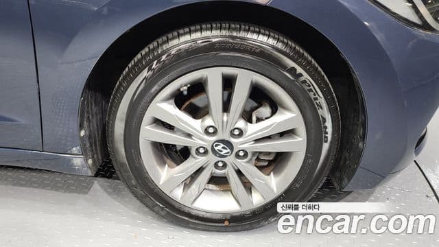 Hyundai Avante AD Modern, 2016 все фото