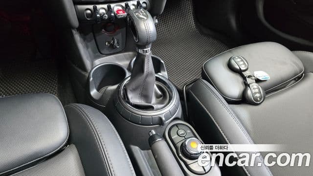 Mini Cooper D 3세대, 2015 9