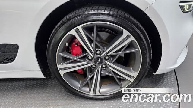 Genesis The / новый New G70, 2024 все фото