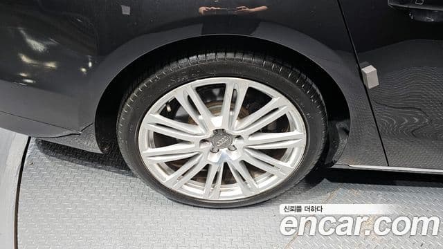 Audi New A8 D4, 2013 все фото