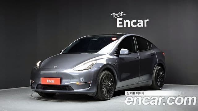 Tesla модель Y Long Range, 2022 1