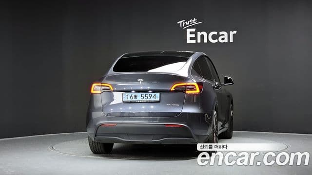 Tesla модель Y Long Range, 2022 4