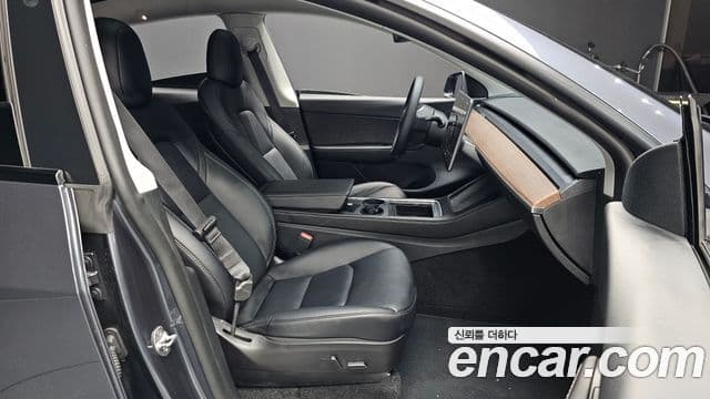 Tesla модель Y Long Range, 2022 12