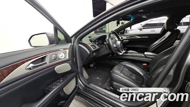 Lincoln New MKZ 2세대, 2017 10