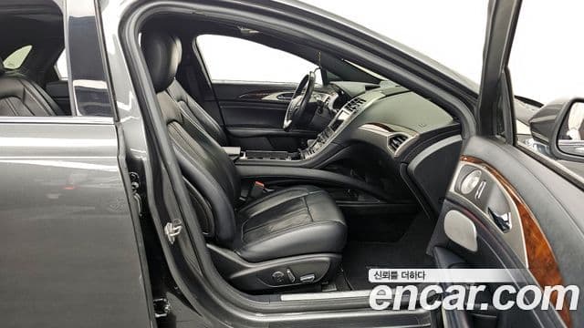 Lincoln New MKZ 2세대, 2017 11