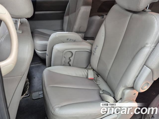 Kia Carnival R топовая версия, 2012 6