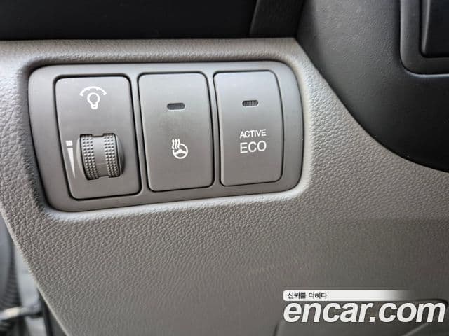 Kia Carnival R топовая версия, 2012 9