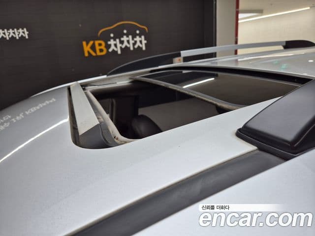 Kia Carnival R топовая версия, 2012 18