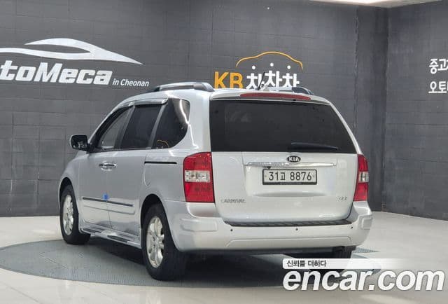 Kia Carnival R топовая версия, 2012 20