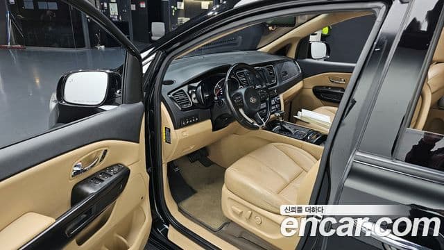Kia All New Carnival Noblesse, 2018 11