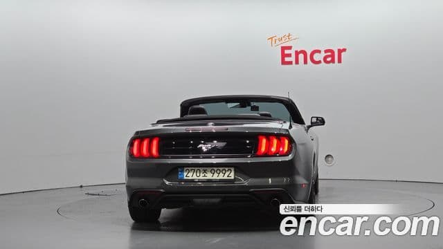 Ford Mustang кабриолет, 2020 4