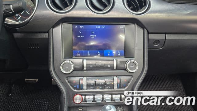 Ford Mustang кабриолет, 2020 14