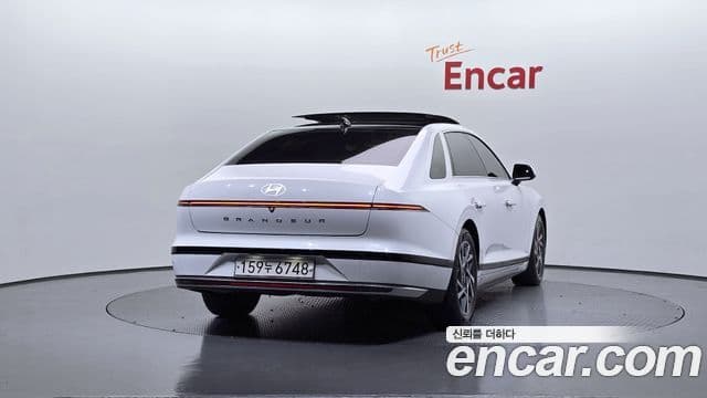 Hyundai Grandeur (GN7) Premium, 2023 4