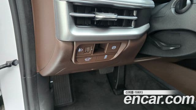 Hyundai Grandeur (GN7) Premium, 2023 16