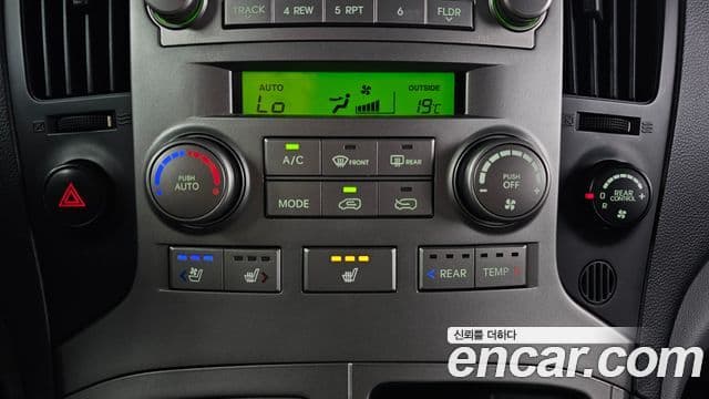 Hyundai Grand Starex CVX Premium, 2014 17