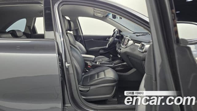 Kia All New Sorento Luxury, 2015 11