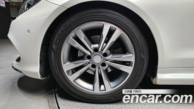 Mercedes-Benz E-класс W212 E200 кабриолет, 2016 все фото