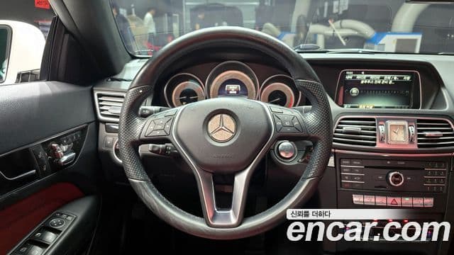 Mercedes-Benz E-класс W212 E200 кабриолет, 2016 13