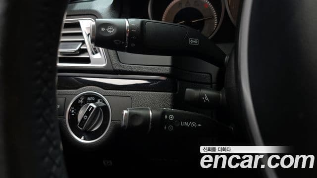 Mercedes-Benz E-класс W212 E200 кабриолет, 2016 17