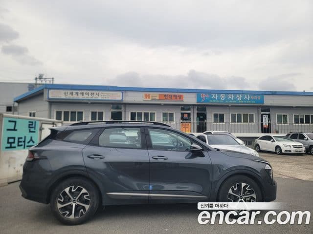 Kia Sportage 5세대 гибрид Signature Gravity 2WD, 2023 4