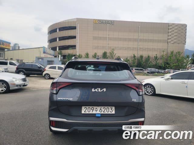 Kia Sportage 5세대 гибрид Signature Gravity 2WD, 2023 6