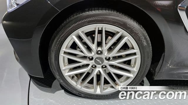 Genesis G70 Elite, 2019 все фото