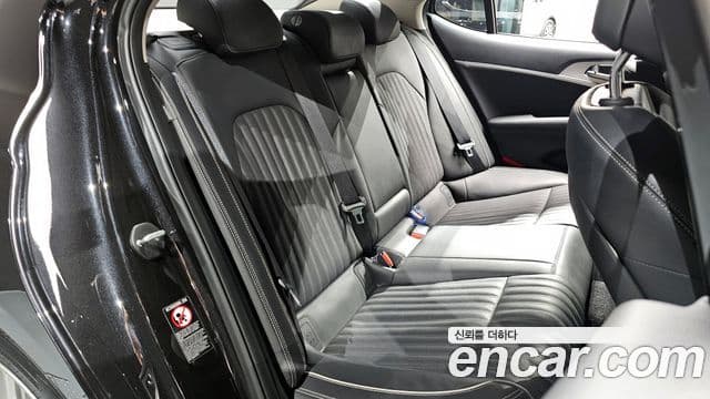 Genesis G70 Elite, 2019 12