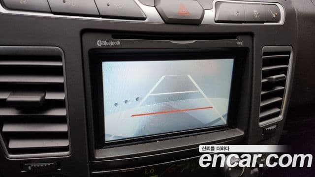 KG모빌리티(SsangYong) Korando 투리스모 4WD Chateau 11인승, 2014 15