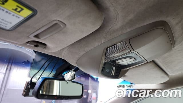 KG모빌리티(SsangYong) Korando 투리스모 4WD Chateau 11인승, 2014 19