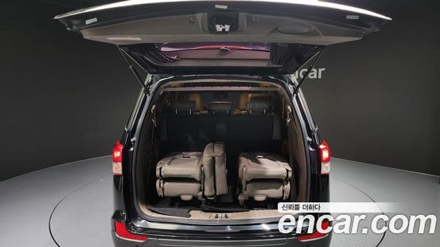 KG모빌리티(SsangYong) Korando 투리스모 4WD Chateau 11인승, 2014 20