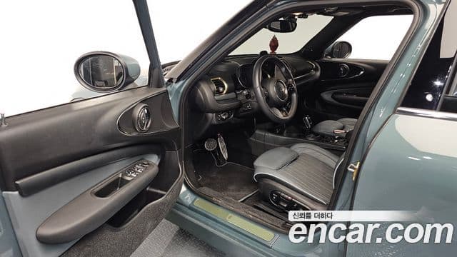 Mini Cooper S 클럽맨 2세대, 2023 10